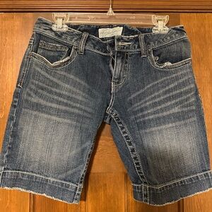 Aeropostale Bermuda Style Shorts Size 7/8